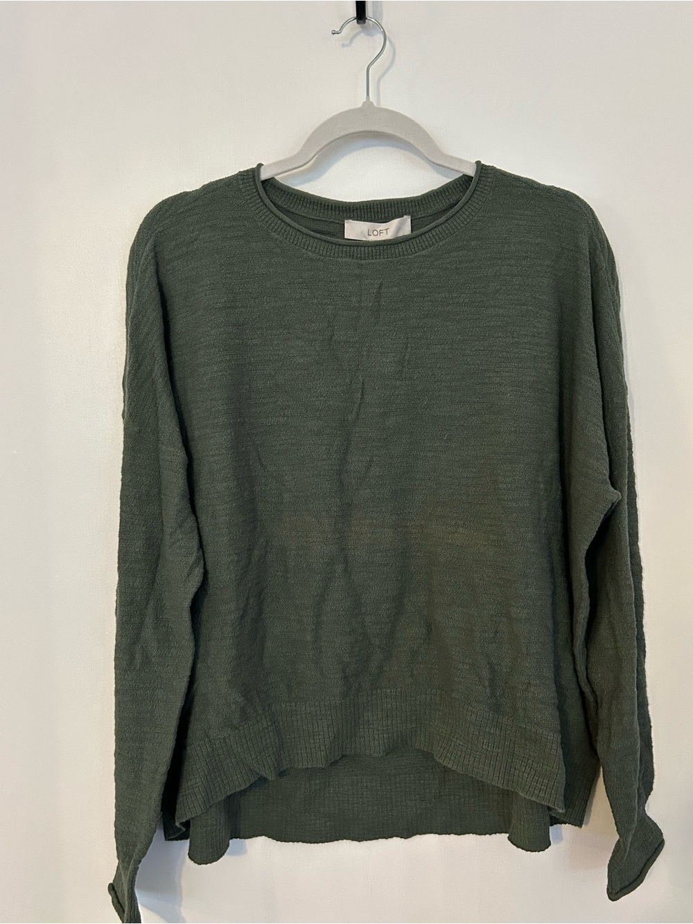 NWT Pretty Lightweight LOFT Green Crewneck Sweater